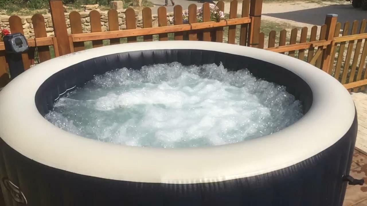 Gite Du Serre De Boudre Climatise, Spa Permanent Buisson Екстер'єр фото